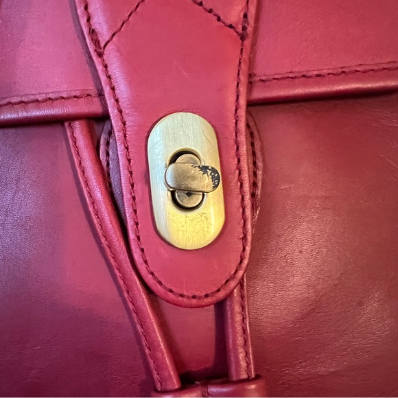 Red Genuine Leather Backpack Brass Turn Lock Closure adjustable strap purse bag - Picture 7 of 9